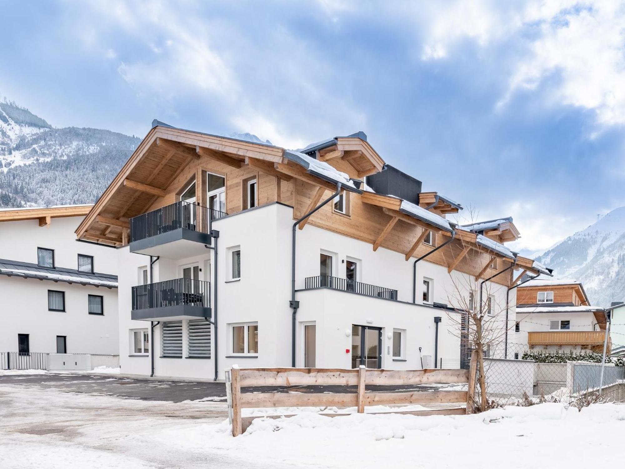 Falken Suites Top 4 Kaprun Esterno foto