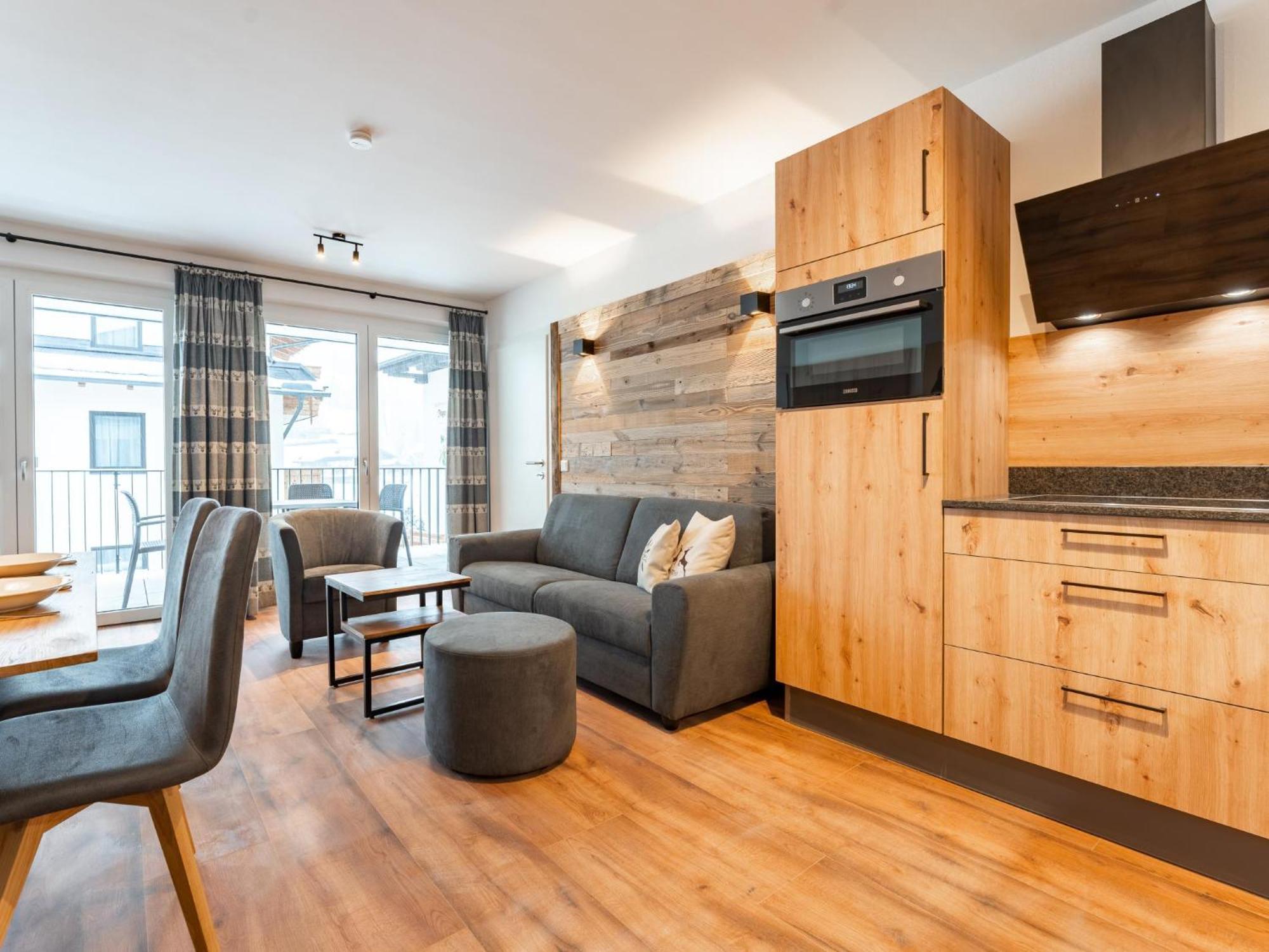 Falken Suites Top 4 Kaprun Esterno foto